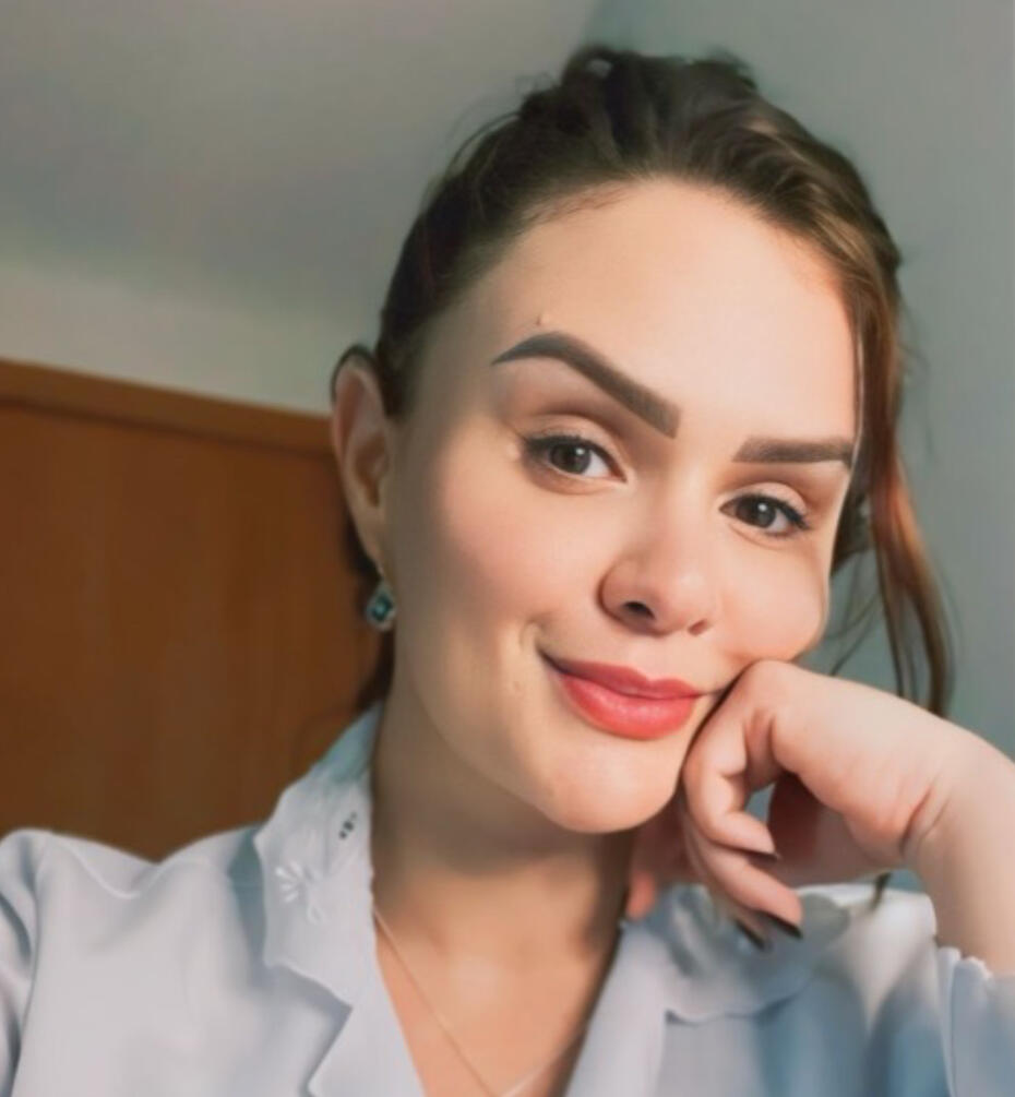 Sobre Mim Fernanda Boia - Nutricionista. Cuidar de você, da sua saúde e do seu bem-estar é a minha missão! Atuo como nutricionista, oferecendo um olhar individualizado para todas as fases da vida. Acredito que a nutrição é para todos e tem o poder de transformar